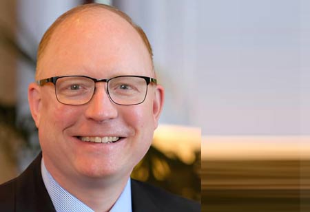 The Strategist Behind Optimized Retail Revenue Models